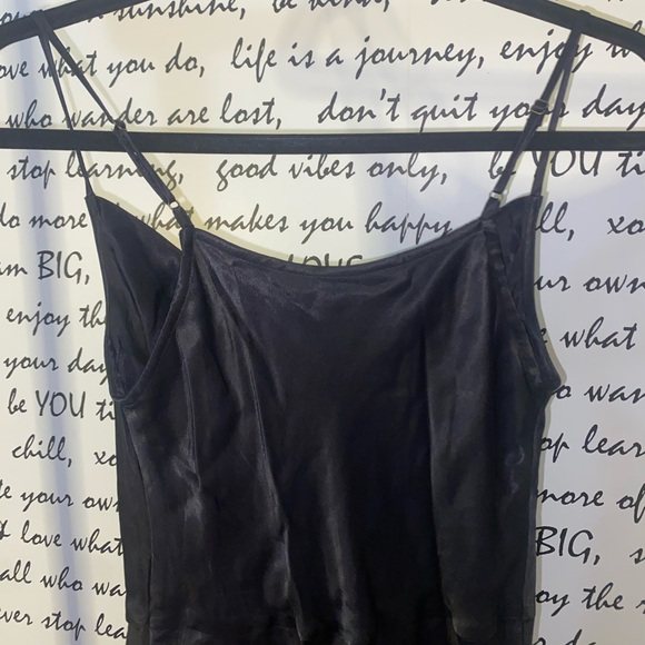 THE ELYSE SLIP DRESS - Picture 12 of 16